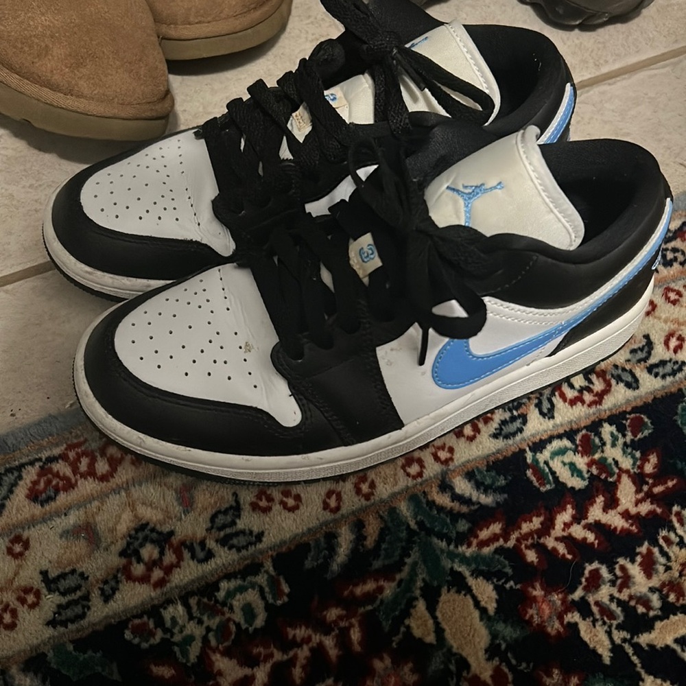Black university blue white womens jordans